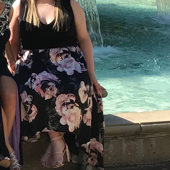 Plus size prom dress - Picture 3 of 4